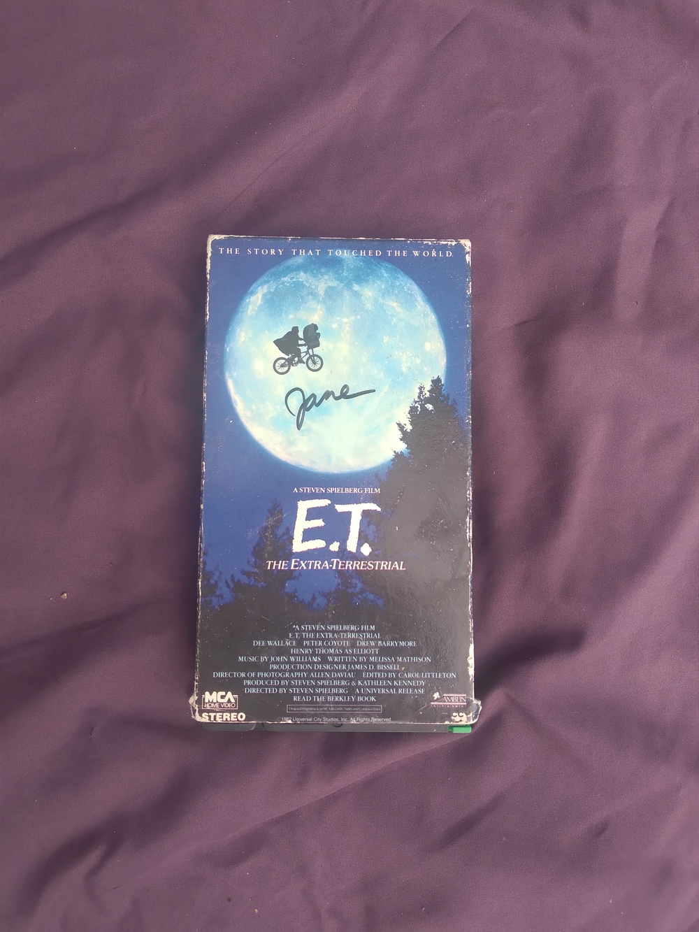 E.T. The Extra-Terrestrial VHS Movie Tape - Blue
